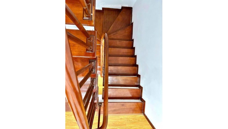 Tôi cho thuê nhà, Lê Trọng Tấn, Hoàng Văn Thái,, 175m2x 4.5T -31 tr